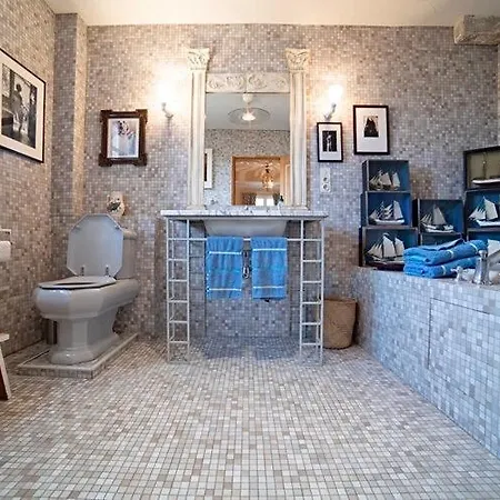 La Maison Des Chapitres *