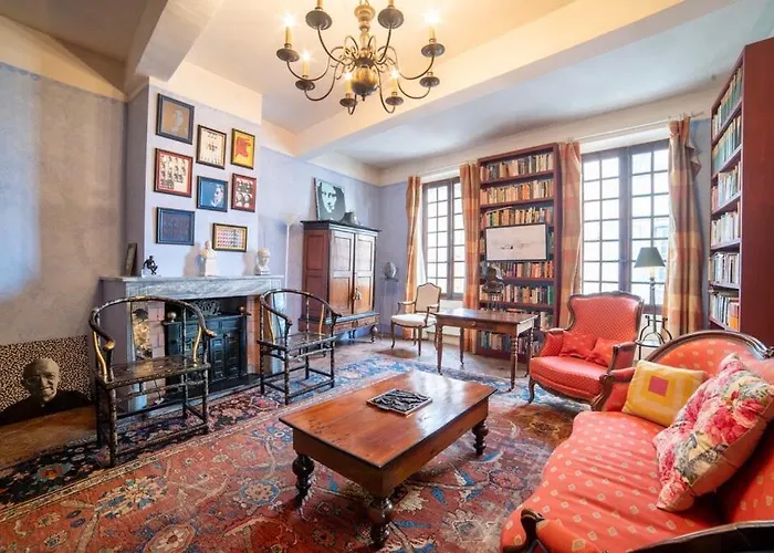 La Maison Des Chapitres